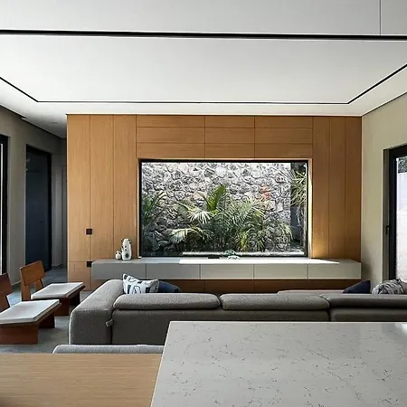 Thelevissihouses فيلة *