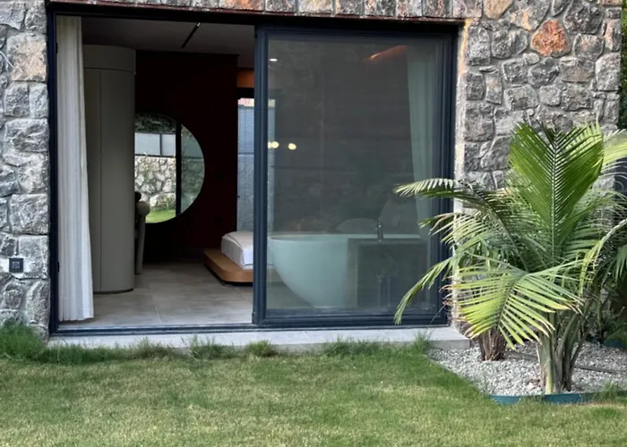 فيلة Thelevissihouses *