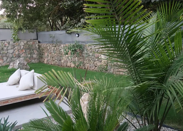 Thelevissihouses Villa *